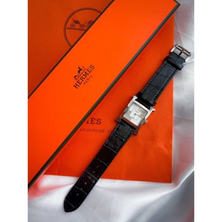 นาฬิกา คอลใหม่ หน้าปัดเพชรหรู อะไหล่เงิน สายหนังดำ Unisex พร้อมกล่อง