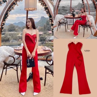 จั้มขายาว สีแดง เกาะอก แสนสวยมีฟองน้ำในตัว มียางกันลื่น