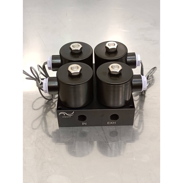 บล็อคโซลินอยด์ 4 วาล์ว (สีดำ) รูลม 3/8" Solenoid Valve สินค้ามีคุณภาพ ราคาถูก วาล์วรถยนต์ airbag-airhighspeed