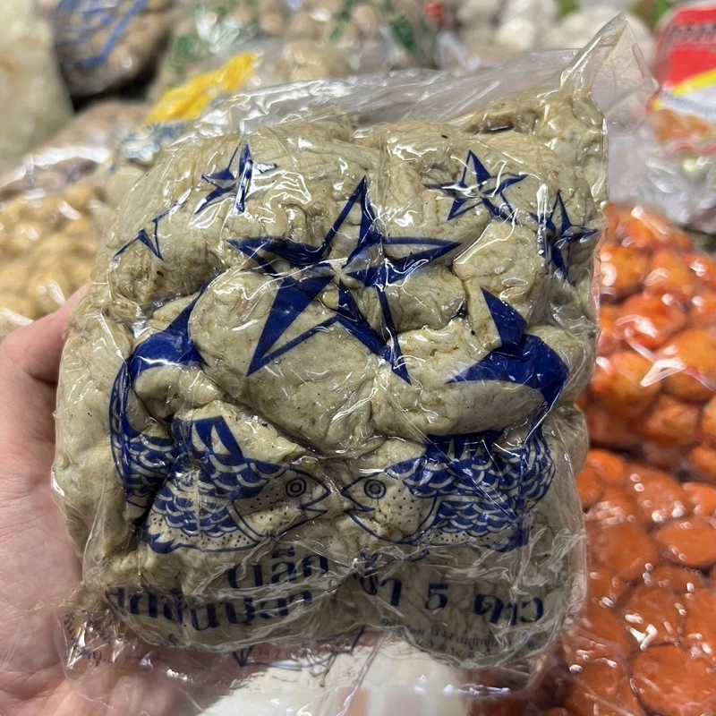 [โลโก้น้ำเงิน] ลูกชิ้นทอดแหลม ยี่ห้อ 5 ดาว น้ำหนัก 1 กิโลกรัม