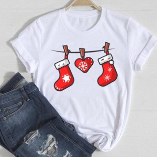 Lovely Women T-shirt Snowflake Winter Time Trend Merry Christmas New Year T-shirts Cartoon Fashion Top  Graphic Tshirt H