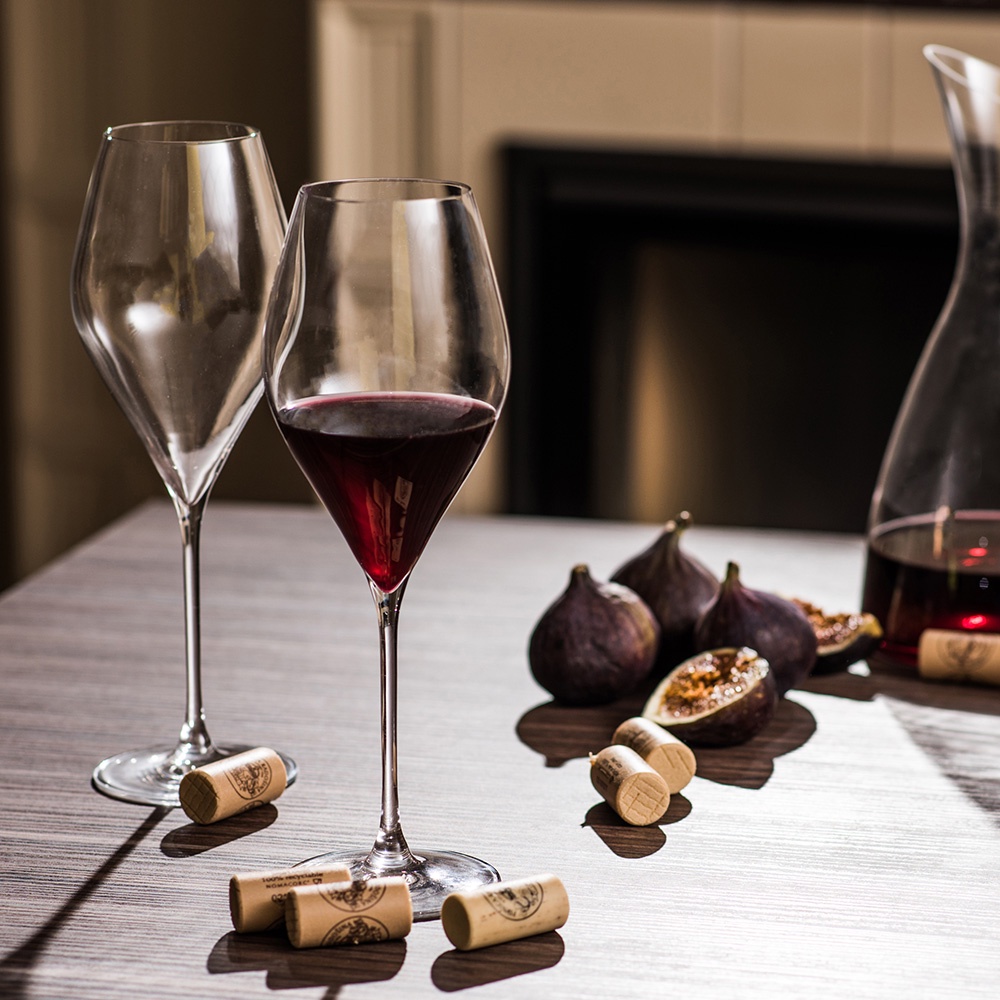 แก้วคริสตัลไวน์แดง (Red Wine Glass) Swan Collection, Brand RONA