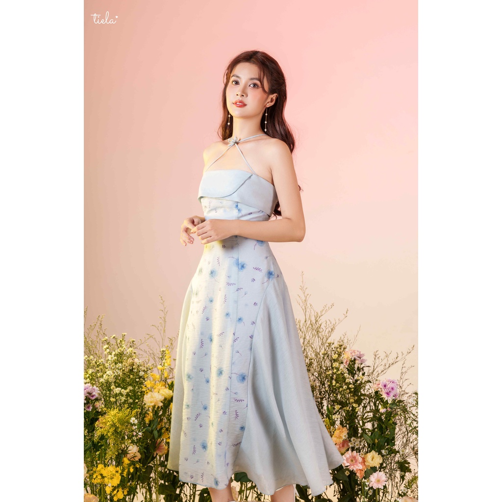 Tiela เดรสลายดอกไม้สายไขว้สีน้ําเงิน -Mariana Dress