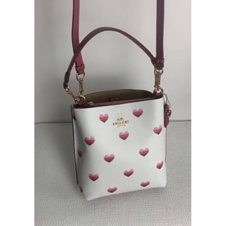 Coach Mollie Bucket Bag 22 With Stripe Heart Print