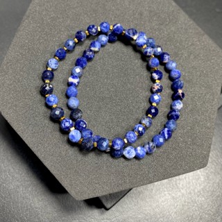 กำไลหินแท้ โซดาไลท์ คั่นเฮมาไทต์ (Sodalite with Hematite) ขนาด 5.5mm