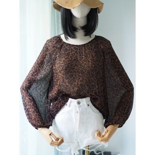 เสื้อคอกลมแขนยาวผ้าชีฟองแบรนด์ Zara New ZARA Woman Brown Leopard ANIMAL PRINT BLOUSE Long Sleeve Size XS ของแท้มือสอง