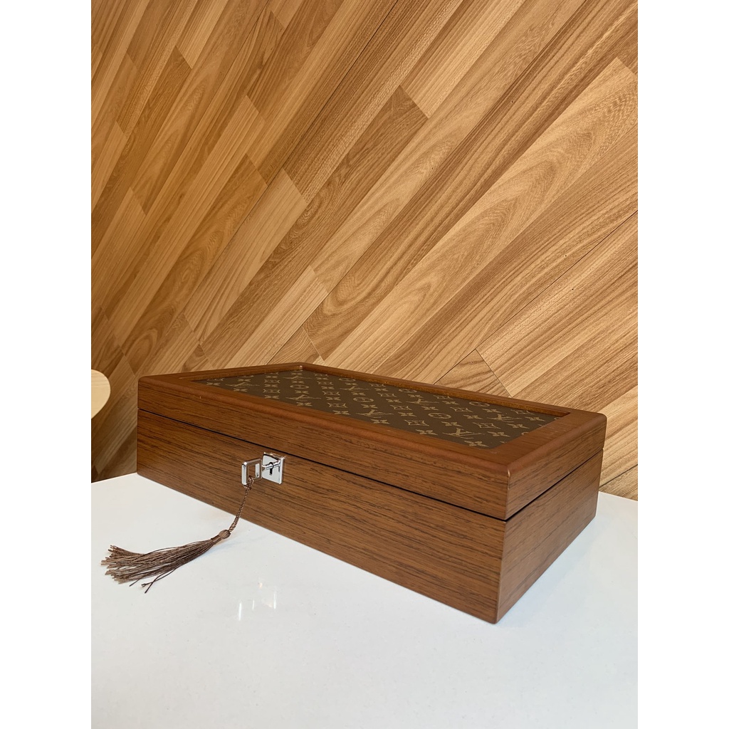 L*V คลาสสิก Retro Series กล่องนาฬิกากล่องเก็บนาฬิกา High-End Storage เฟอร์นิเจอร์ 3 ขนาดเสริมกล่องของขวัญบรรจุภัณฑ์