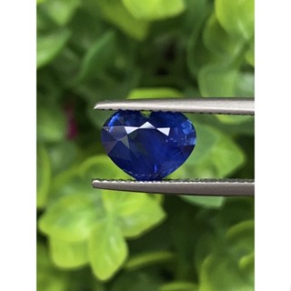 พลอย ไพลิน สีพิเศษ Royal Blue Sapphire 2.11 กะรัต (Cts.) พร้อมใบเซอร์ พลอยแท้ อัญมณีมงคลประจําวันเกิด เครื่องประดับพลอย