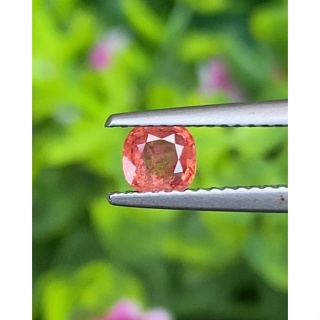 พลอย ชมพู ส้ม Pink Orange Sapphire 0.55 กะรัต (Cts.) พลอยแท้ อัญมณีมงคลประจําวันเกิด เครื่องประดับพลอย