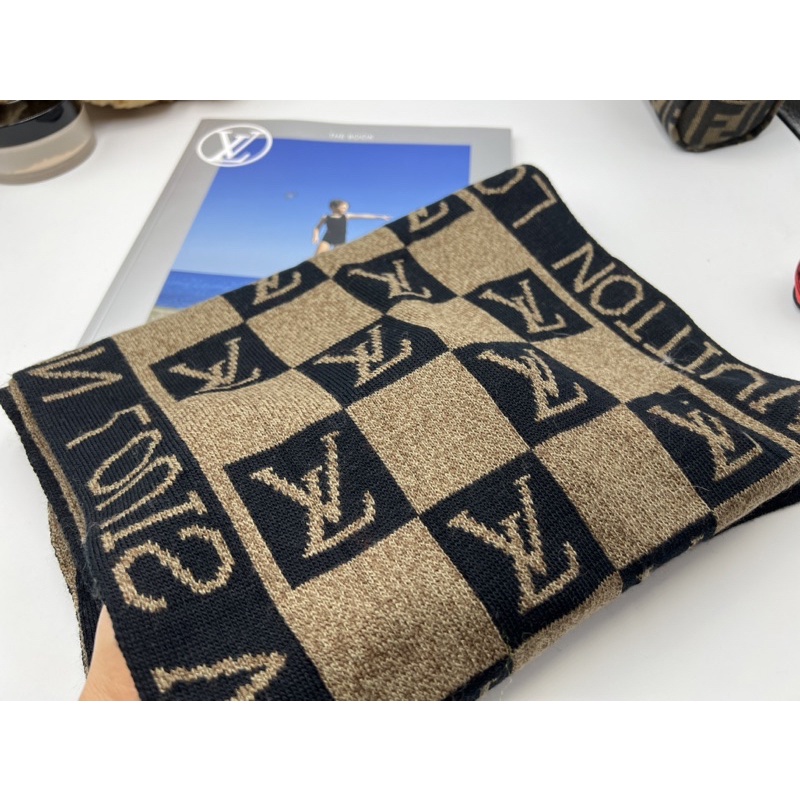 สินค้ามือสองแบรนด์เนมแท้ scarf louis vuitton vintage cashmere wool monogram no tag
