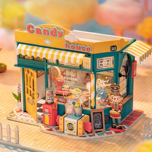 [พร้อมส่ง] บ้านตุ๊กตา DIY ประกอบเอง Rainbow Candy Shop ร้านขนม Robotime DG158