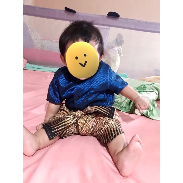 ชุดไทยเสื้อสีกรมพร้อมโจงกระเบนเด็กชาย