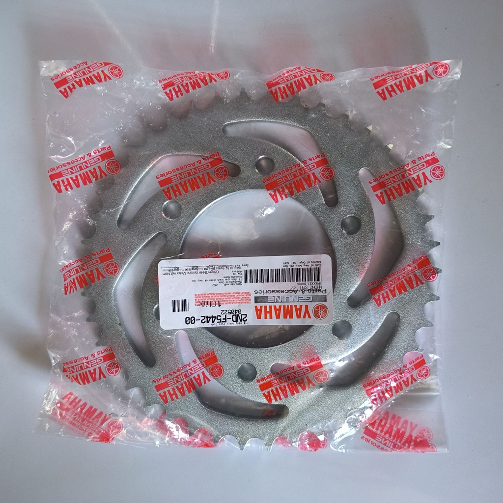 2NDF54420000 สเตอร์หลัง 42 ฟัน เเท้ศูนย์ YAMAHA EXCITER 2015-2020