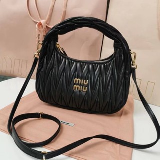 พร้อมส่ง MiuMiu Wander Mini hobo bag(Ori)เทพ