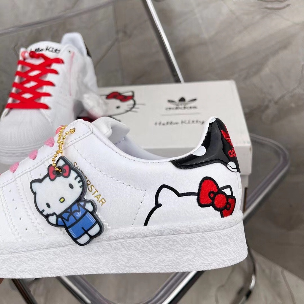 Adidas Superstar Hello Kitty GW7168 สินค้าลิขสิทธิ์แท้ Adidas รองเท้าลำลอง