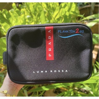 กระเป๋าผ้าสกรีนลาย พราด้า PRADA สีดำ. สีฟ้าอ่อน ป้ายคิง พาวเวอร์