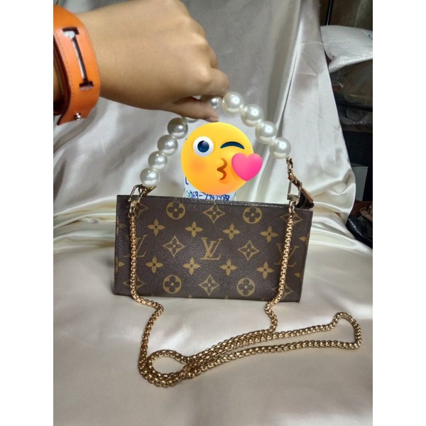 LV ใบลูกบัคเก็ตไซส์ GMใส่ IP Pro Max ได้แถม2สาย