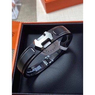 พร้อมส่ง New HERMES Clic Clac H Bracelet so black (Ori)เทพ 📌Size 19  📌พร้อม(กล่อง)กล่อง การ์ด ถุงกระดาษ