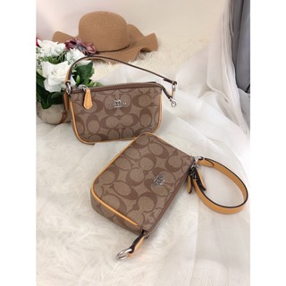 (ส่งฟรี) COACH NOLITA 15 กระเป๋าคล้องมือ หรือ กระเป๋าคล้องแขน ขนาด 6x4 นิ้ว สามารถย้ายสายเกี่ยวได้ 2 แบบ