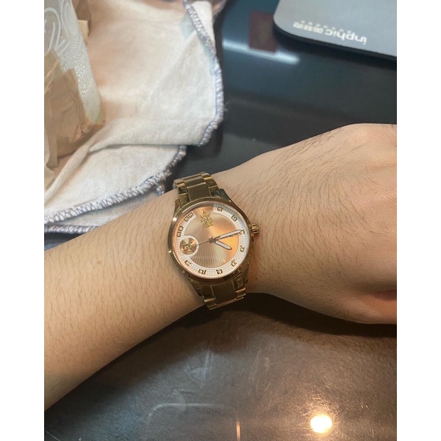 [ส่งต่อ][นาฬิกามือสอง] นาฬิกา wise รุ่นร.9 สายมีรอยตามการใช้งาน อุปกรณ์ครบ