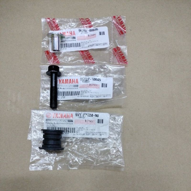 LC135 SRL FOOTREST BRACKET BUSH/ EXHAUST SCREW YAMAHA