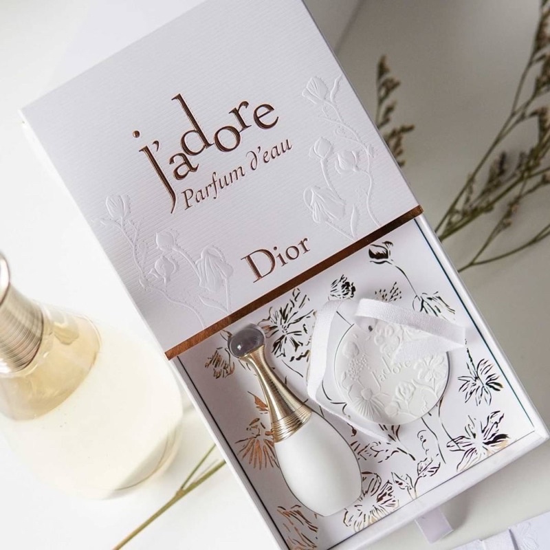 Dior Jadore Parfum D’eau EDP + Ceramique MINI Gift Set (เซ็ต2ชิ้น) น้ำหอม+แผ่นเซรามิกปรับอากาศ