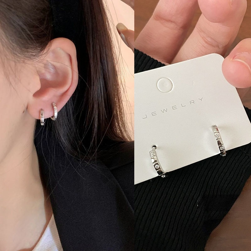 ต่างหูห่วง ทรงกลม ประดับเพทาย ขนาดเล็ก สีทอง แฟชั่นสําหรับผู้หญิง