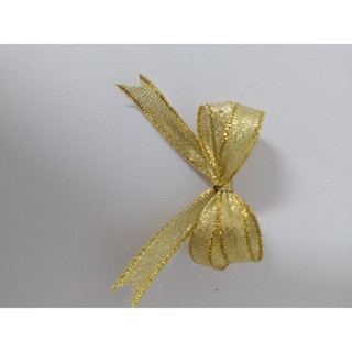 โบว์​ ริบบิ้นสีทอง​ เซ็ตละ​ 100 บาท (บรรจุ 100 ชิ้น)