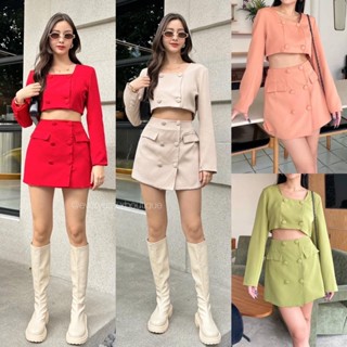 𝗡𝗲𝘄 𝗔𝗿𝗿𝗶𝘃𝗮𝗹🌟🌟(470฿ฟรีส่ง) ชุดเซตจึ้งๆ เข้าเทรนด์ช่วงเทศกาล❤️🌲เสื้อครอปคอเหลี่ยมแขนยาว แมทช์คู่กระโปรงสั้น onseason