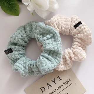 DAY 1 scrunchies โดนัทมัดผม ยางรัดผม medium size