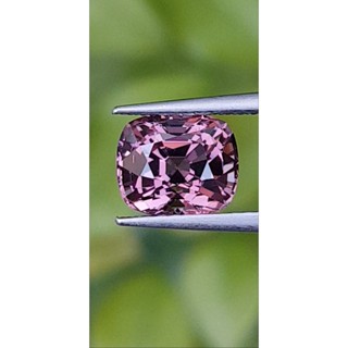 พลอย สปิเนล พม่า Spinel Myanmar 尖晶石 2.04 กะรัต (Cts.克拉) ดิบ Unheated 未加热的