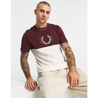 Fred Perry Circle Branding Color Block T-Shirt in Burgundy