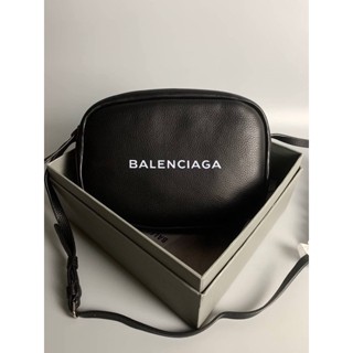 กระเป๋าพร้อมส่ง#baeveryday camera bag  size 25 cm.