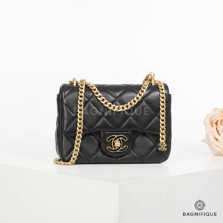 NEW CHANEL CLASSIC WITH STRAP LOGO 7 BLACK LAMB GHW