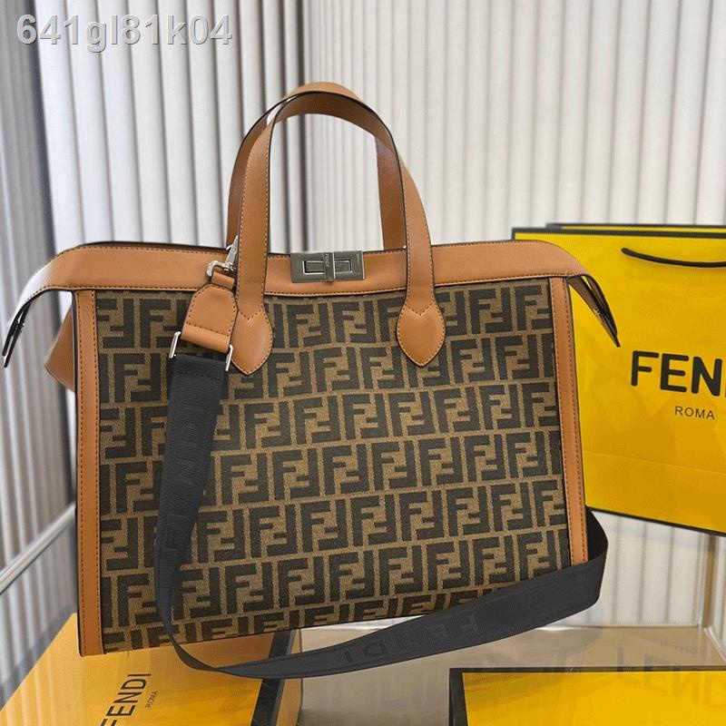 最高級 ジェイク FENDI♡FILAコラボ♡可愛いスポーティーなタイト