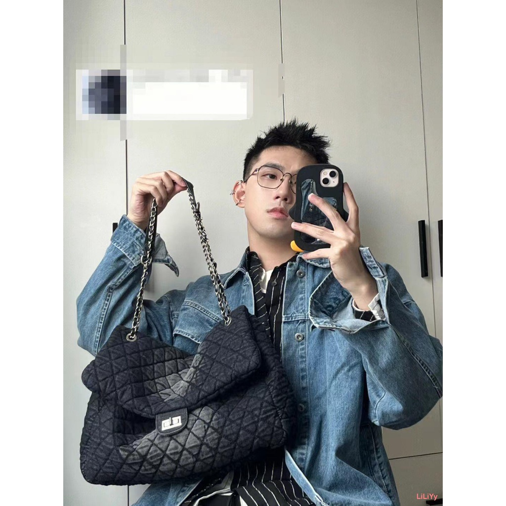 Hot sale ใหม่โซ่สี่เหลี่ยมขนมเปียกปูนยีนส์กระเป๋าสะพายไหล่ความจุขนาดใหญ่ทั้งหมดตรงกับกระเป๋าร่อซู้ล