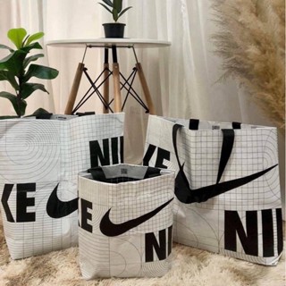 กระเป๋า Nike Reusable Shopping Bag