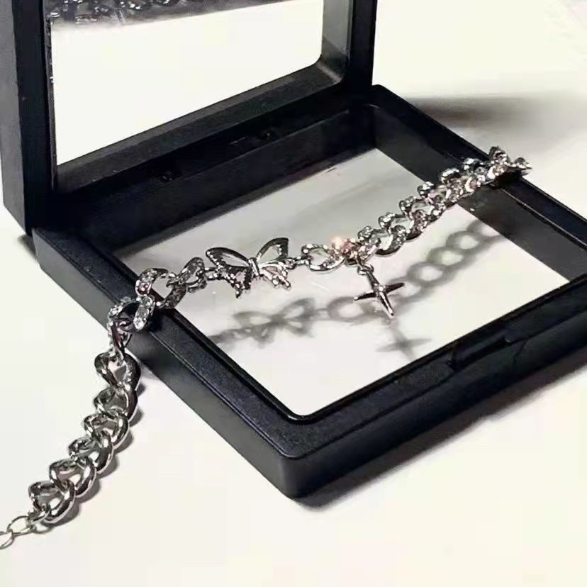 สร้อยข้อมือโลหะ รูปผีเสื้อ สไตล์พังก์ ของขวัญปีใหม่ สําหรับผู้หญิง นักเรียน - รูปที่ 3