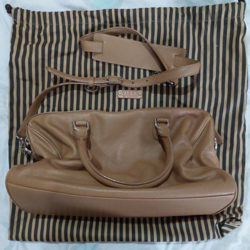 Viera by ragazze กระเป๋าหนังทรง speedy สภาพใหม่มากกกก ยังไม่เคยใช้งาน