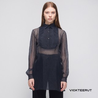 VICKTEERUT Re-Edition Long Sleeve Tuxedo Bib Shirt เสื้อเชิ้ต แขนยาว ผ้าออร์แกนซา