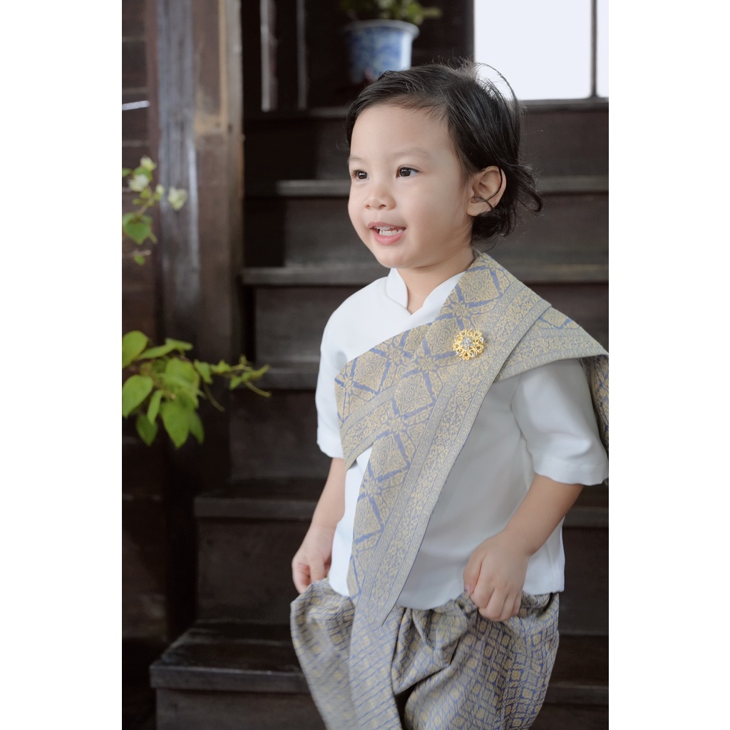 ชุดไทยเด็กชาย แขนสั้น สีขาว-โอรส