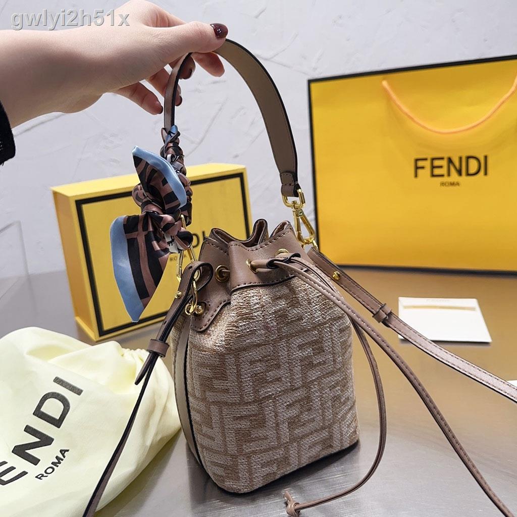 ✖【Real Shot】Fendi Mon Tresor Women's Bucket Bag Casual Versatile Shoulder Bag/cross-body Bag (with Case)