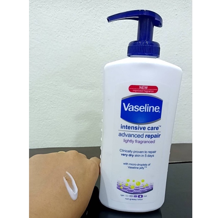 Vaseline intensive care advanced repair โลชั่น วาสลีน โลชั่นบำรุงผิวมี (ปริมาณ 400 มล.) สีขาว