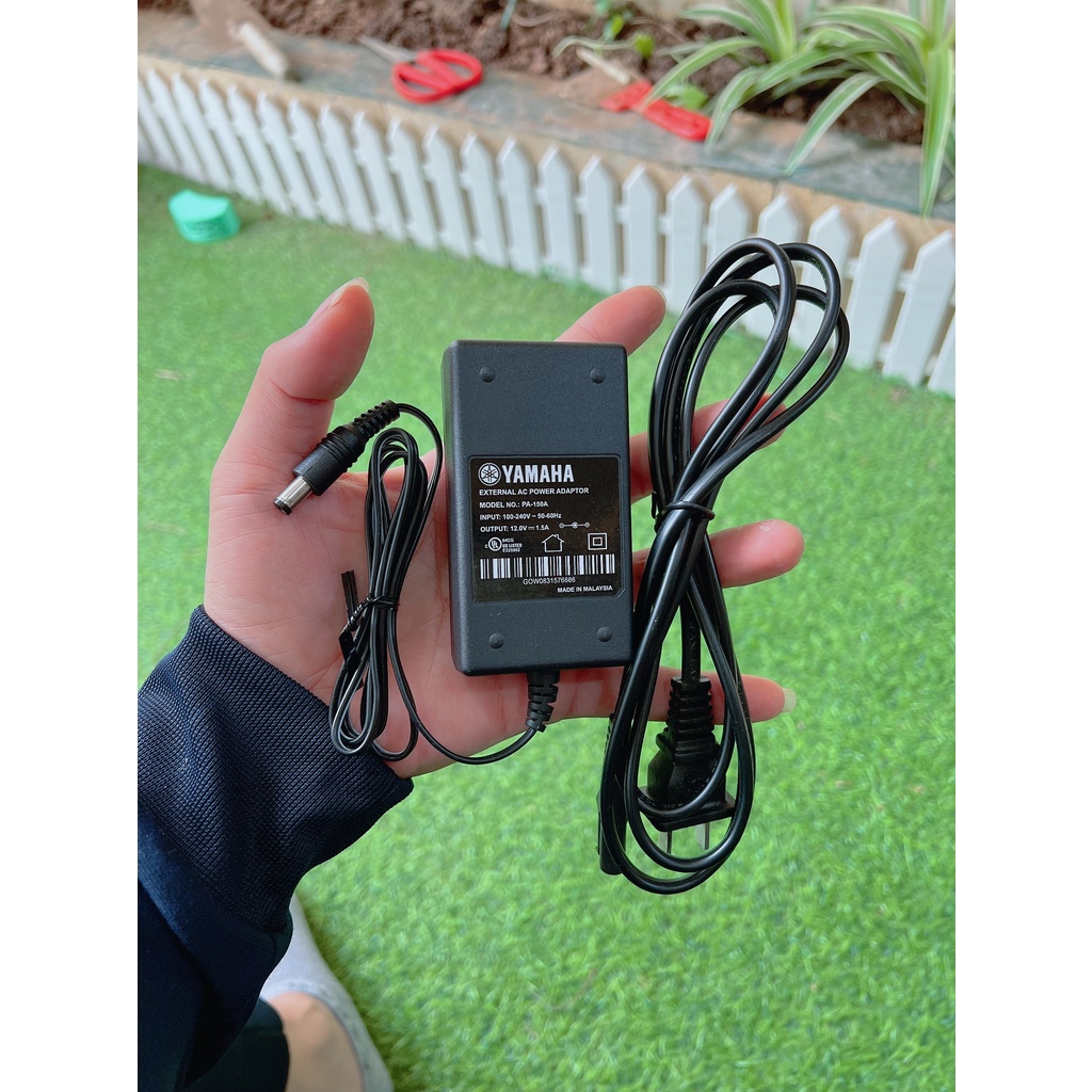 แหล่งพลังงานกีตาร์ Yamaha 12v 1.5a ผลิตในมาเลเซีย