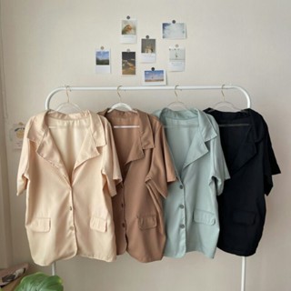 😍พร้อมส่ง เสื้อ Blazer แขนสั้นกระดุมหน้า ผ้าซาร่า แต่งกระเป๋าหลอก เอาไว้ใส่คลุมเกร๋ๆ