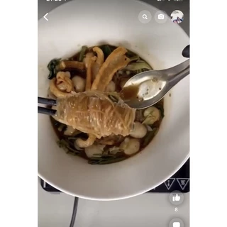 เส้นก๋วยเตี๋ยวเส้นเล็กอบแห้งเหนียวนิ่มเส้นดีไม่อืดเส้นเล็กแปรรูปอบแห้งอย่างดี 500 กรัม