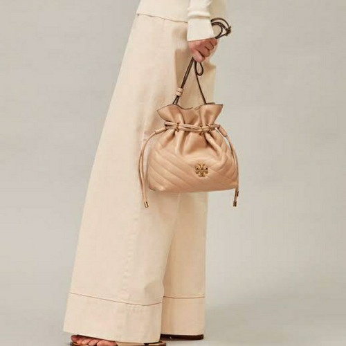 ของแท้𝟏𝟎𝟎%[พร้อมส่ง] ✅ 2****❤️ราคาสินค้า4850-6990