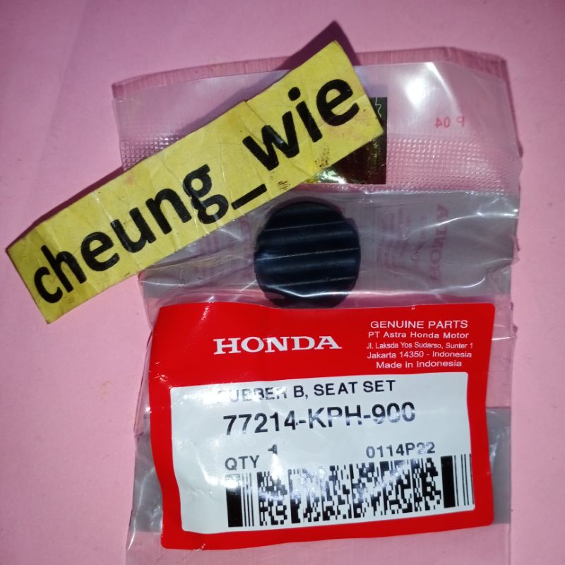 77214KPH900 RUBBER B SEAT RUBBER Supra X 125/Karisma/Revo/Blade original AHM 1 ชิ้น