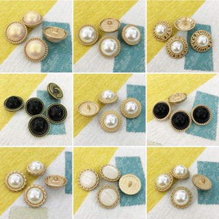 กระดุมโลหะ ประดับไข่มุก หรูหรา สไตล์วินเทจ สําหรับตกแต่งเสื้…