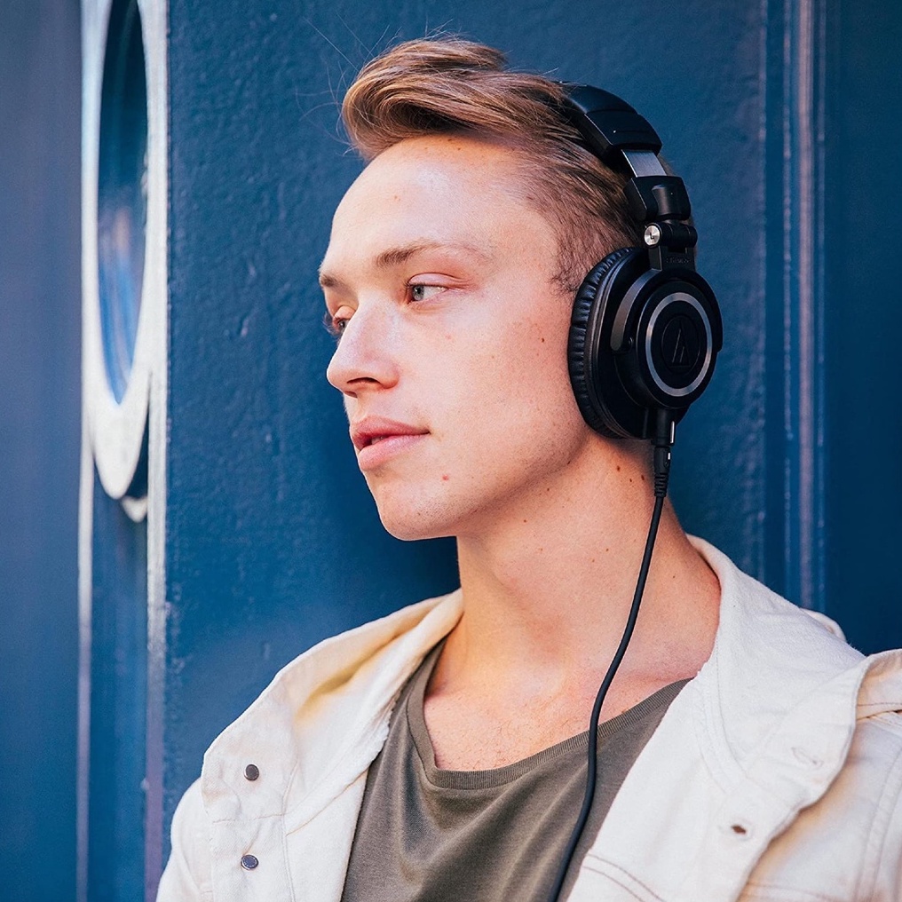 Audio Technica ATH-M50x Professional Monitor Headphones หูฟังมอนิเตอร์